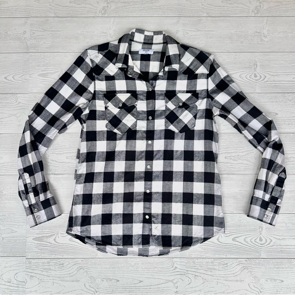 UNTUCKit Tops - UNTUCKit Women’s Holden B&W Plaid Flannel Pearl Snap Long Sleeve Shirt | Size 6